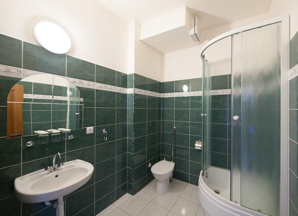 Hotel V Centru Ceske Budejovice Eksteriør billede