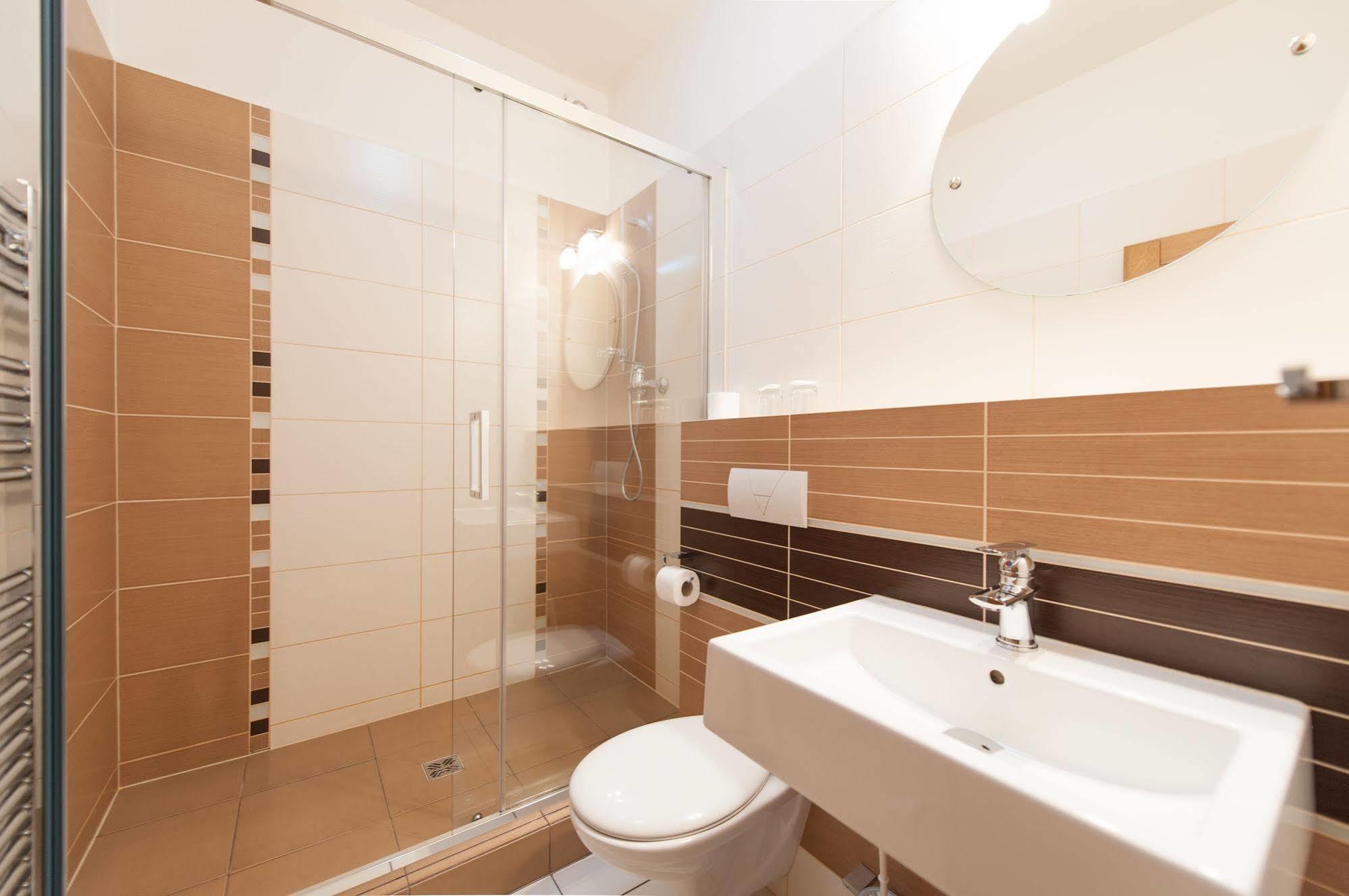 Hotel V Centru Ceske Budejovice Eksteriør billede
