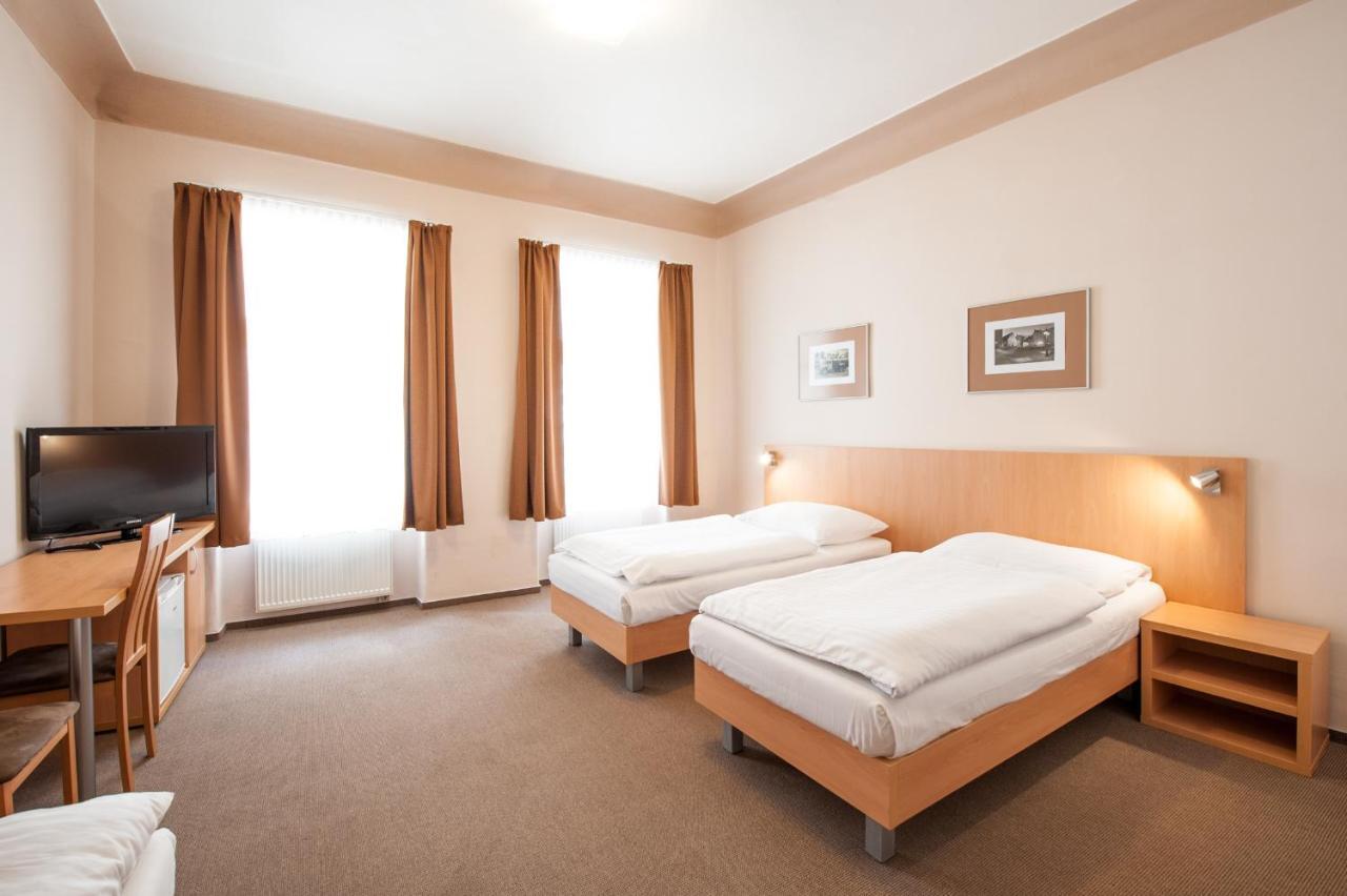 Hotel V Centru Ceske Budejovice Eksteriør billede