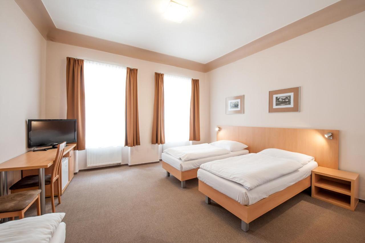 Hotel V Centru Ceske Budejovice Eksteriør billede